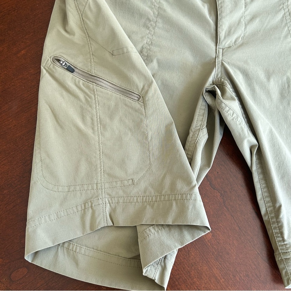 Marmot | Women’s Khaki Shorts - Picture 4 of 8